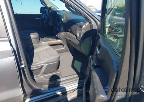 2019 Chevrolet Silverado 1500 Rst z USA, uszkodzony, nr VIN 3GCUYEED6KG226920